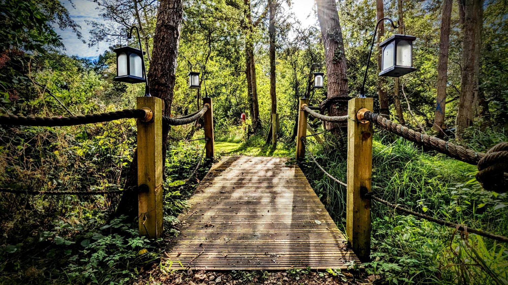 Emlyn'S Coppice - Luxury Woodland Glamping Villa Holywell  Luaran gambar